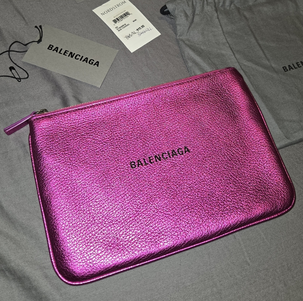 Balenciaga everyday pouch
